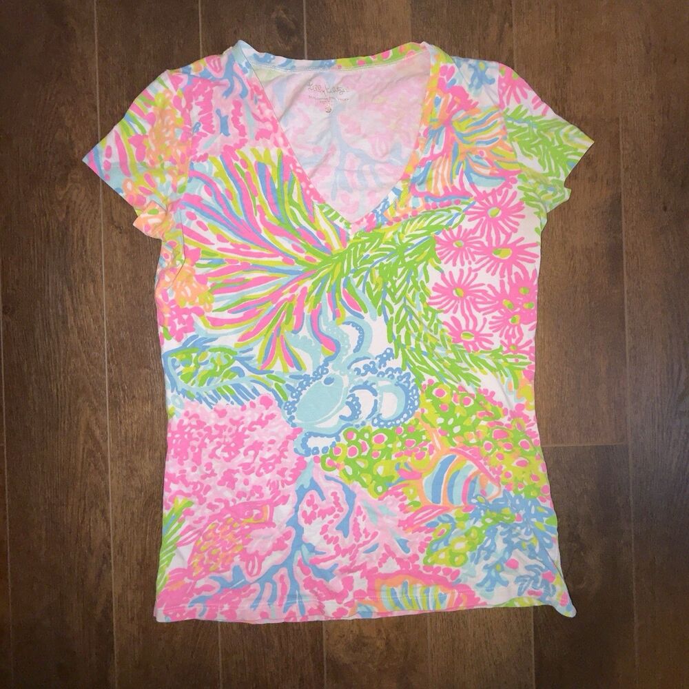Lily Pulitzer T-Shirt Sz XS Michele Top Lovers Coral Octopus Print Reef V-Neck